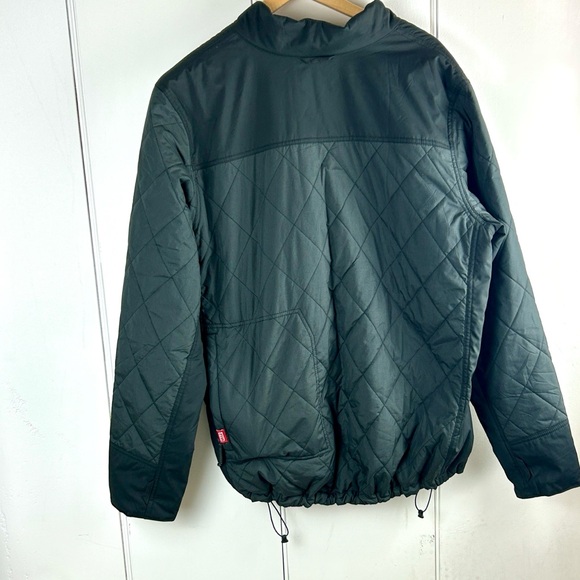 MOVING SALE🔥 Milwaukee M12 Heated AXIS Jacket Black Size XL With Battery Pack 🔥 - Picture 2 of 10